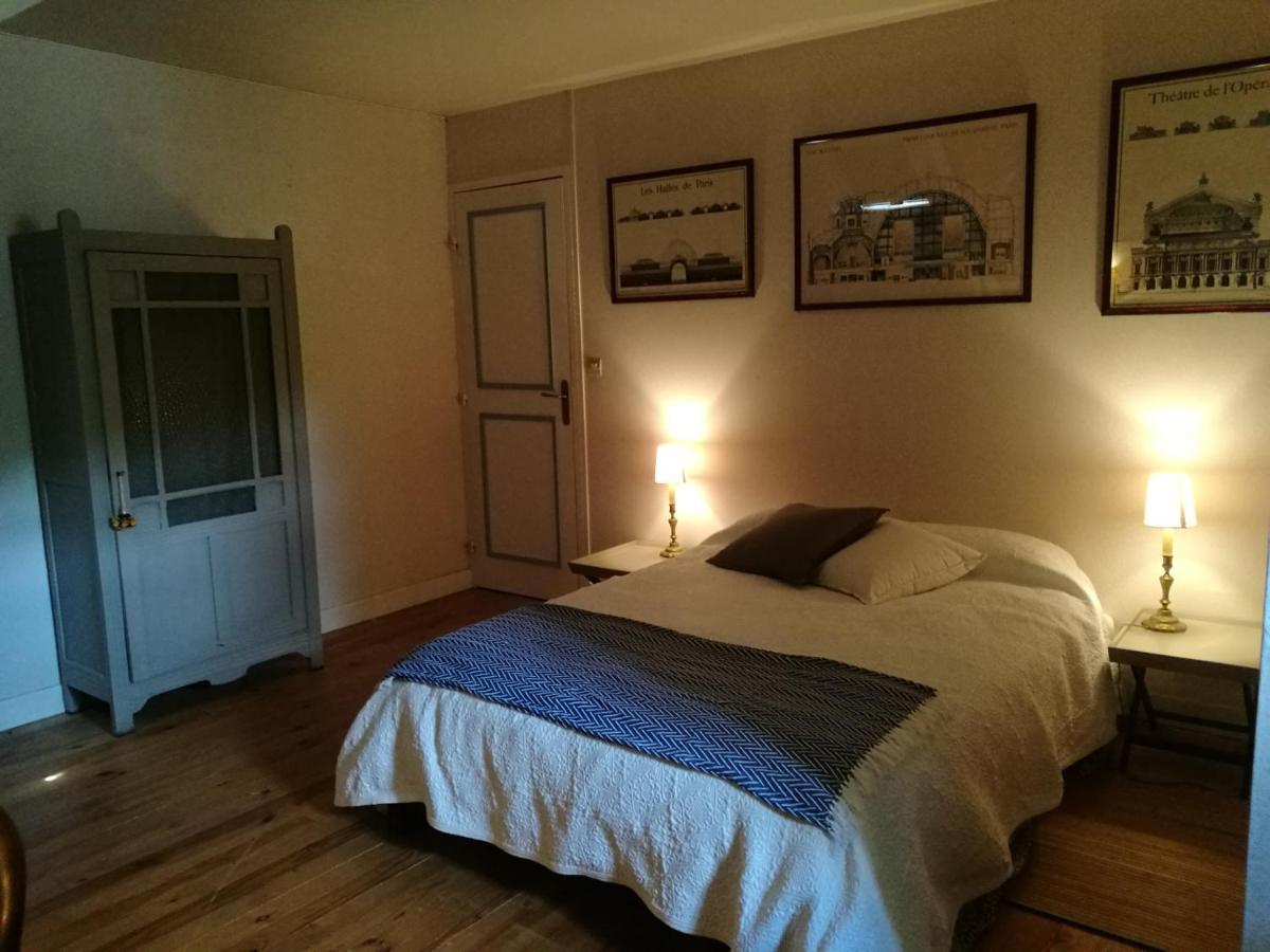 Bed and Breakfast Chez Zaza Stigny Exterior foto