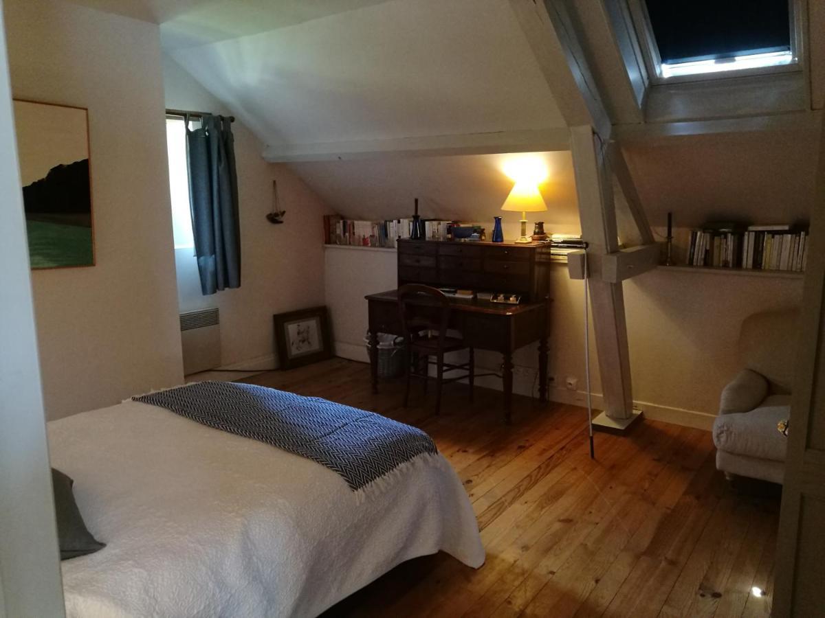 Bed and Breakfast Chez Zaza Stigny Exterior foto