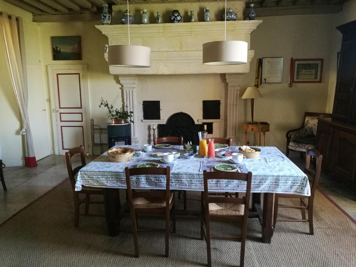 Bed and Breakfast Chez Zaza Stigny Exterior foto